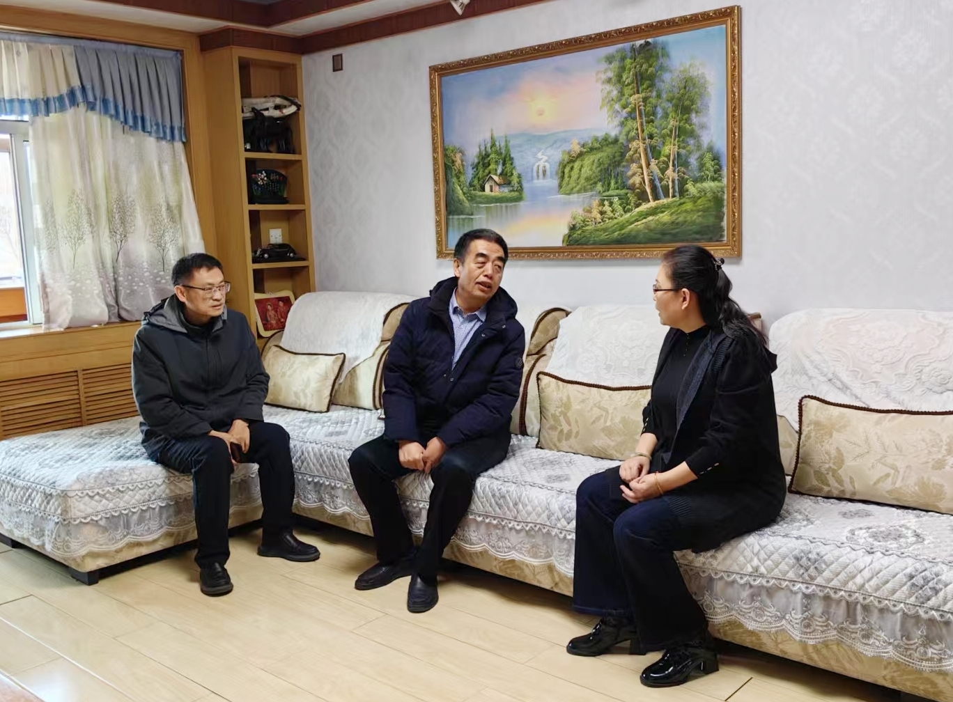 民进石嘴山市委会开展春节慰问活动_修改.jpg