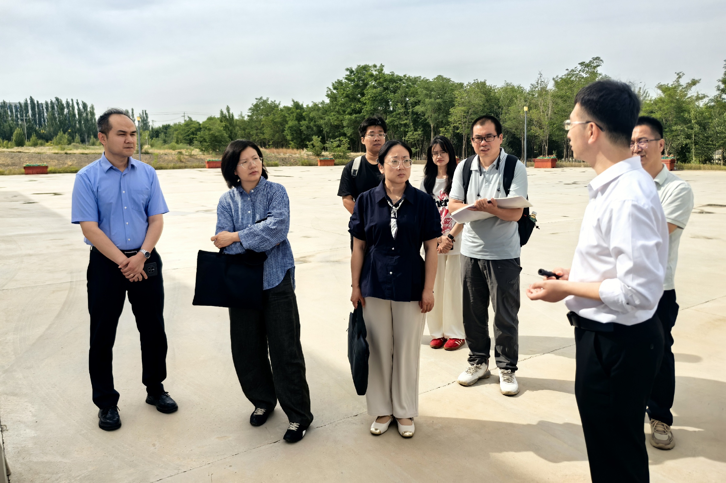 民进宁夏区委会赴苏银产业园开展零碳园区专题调研.jpg