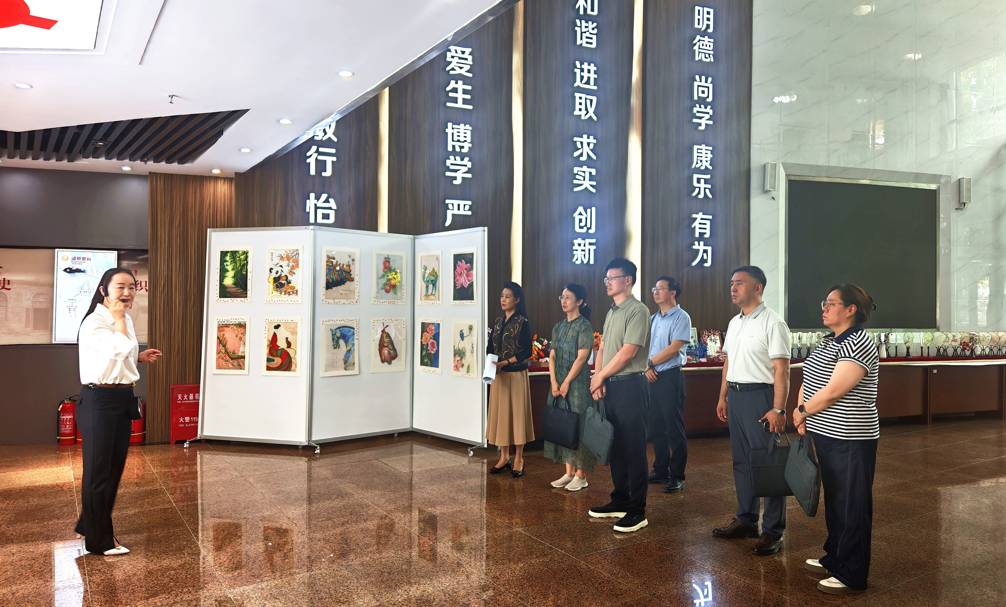 民进宁夏区委会赴银川市开展老年教育普惠均衡发展专题调研2.jpg 民进宁夏区委会赴银川市开展老年教育普惠均衡发展专题调研2.jpg